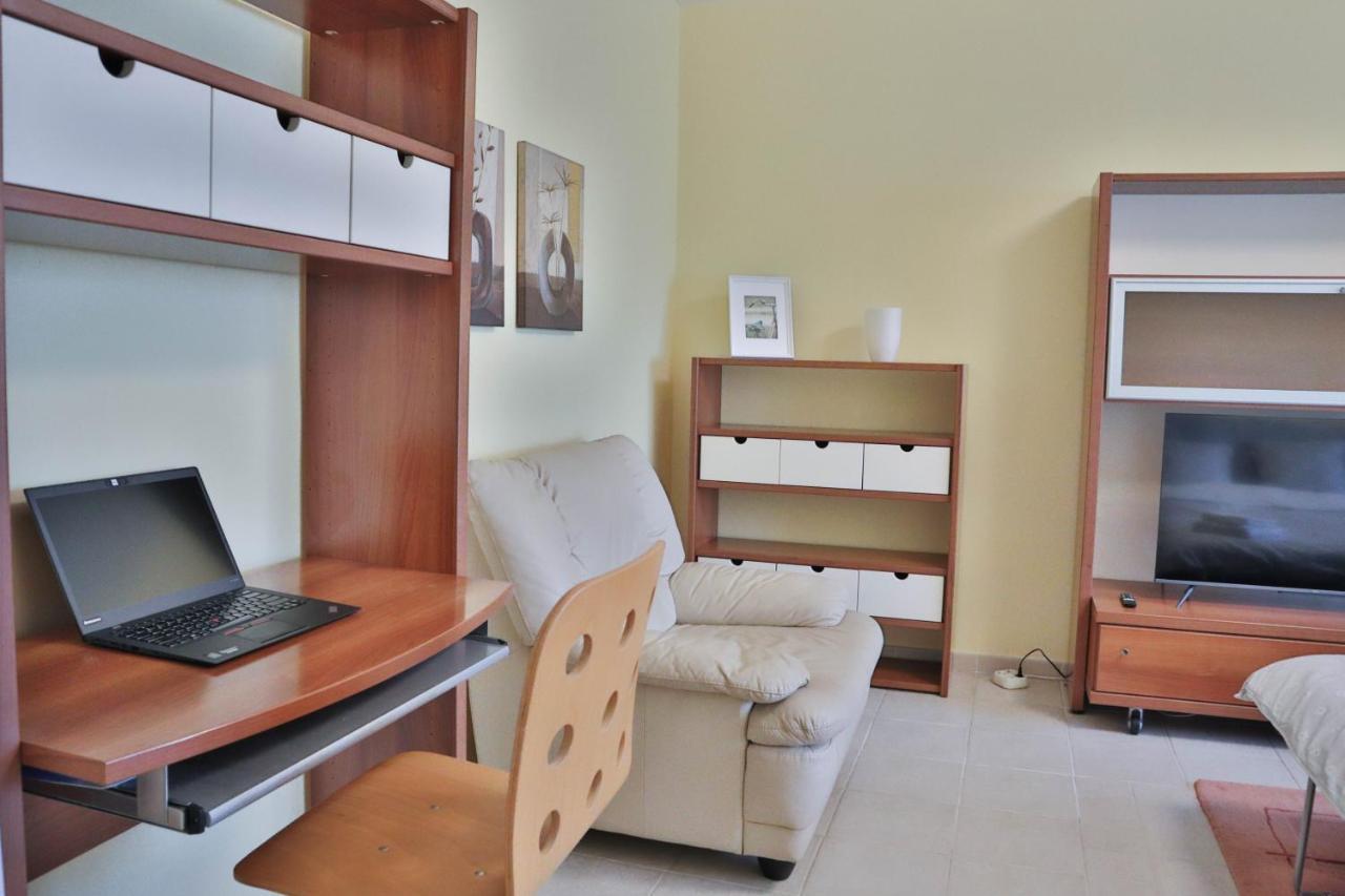 Oak Apartment - Piata Victoriei Bucarest Esterno foto