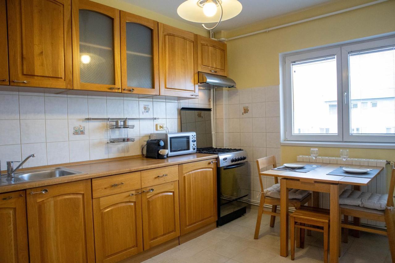 Oak Apartment - Piata Victoriei Bucarest Esterno foto