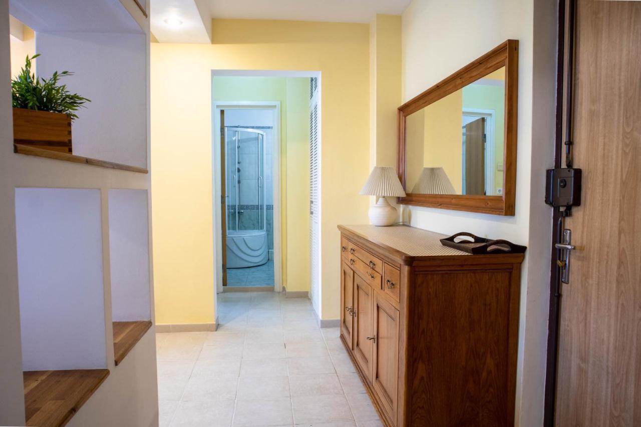 Oak Apartment - Piata Victoriei Bucarest Esterno foto