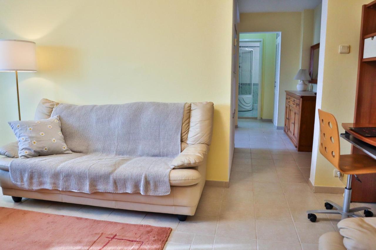 Oak Apartment - Piata Victoriei Bucarest Esterno foto